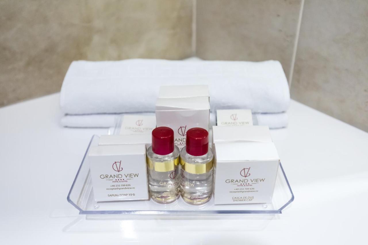 Grand View Hotel & Suites Copou Яш Екстериор снимка