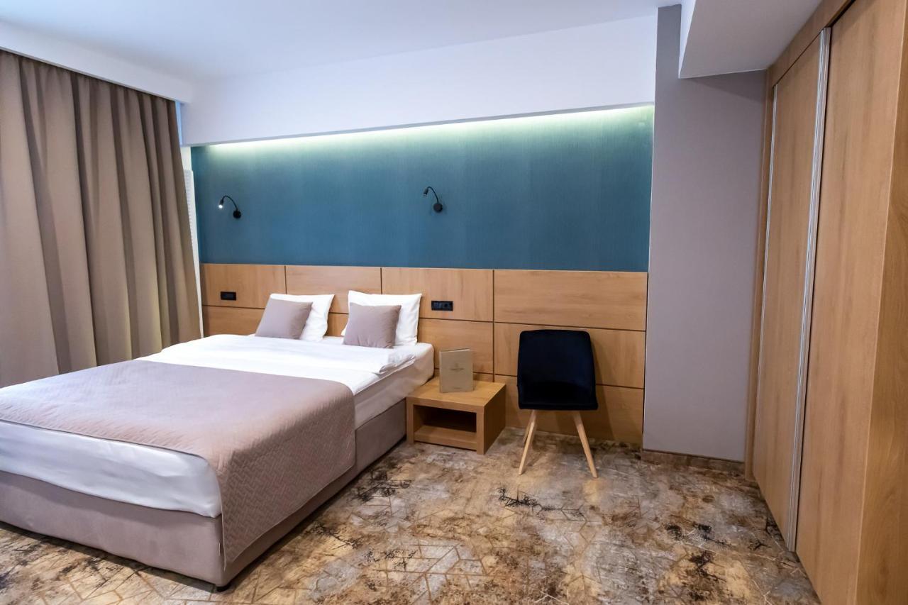 Grand View Hotel & Suites Copou Яш Екстериор снимка